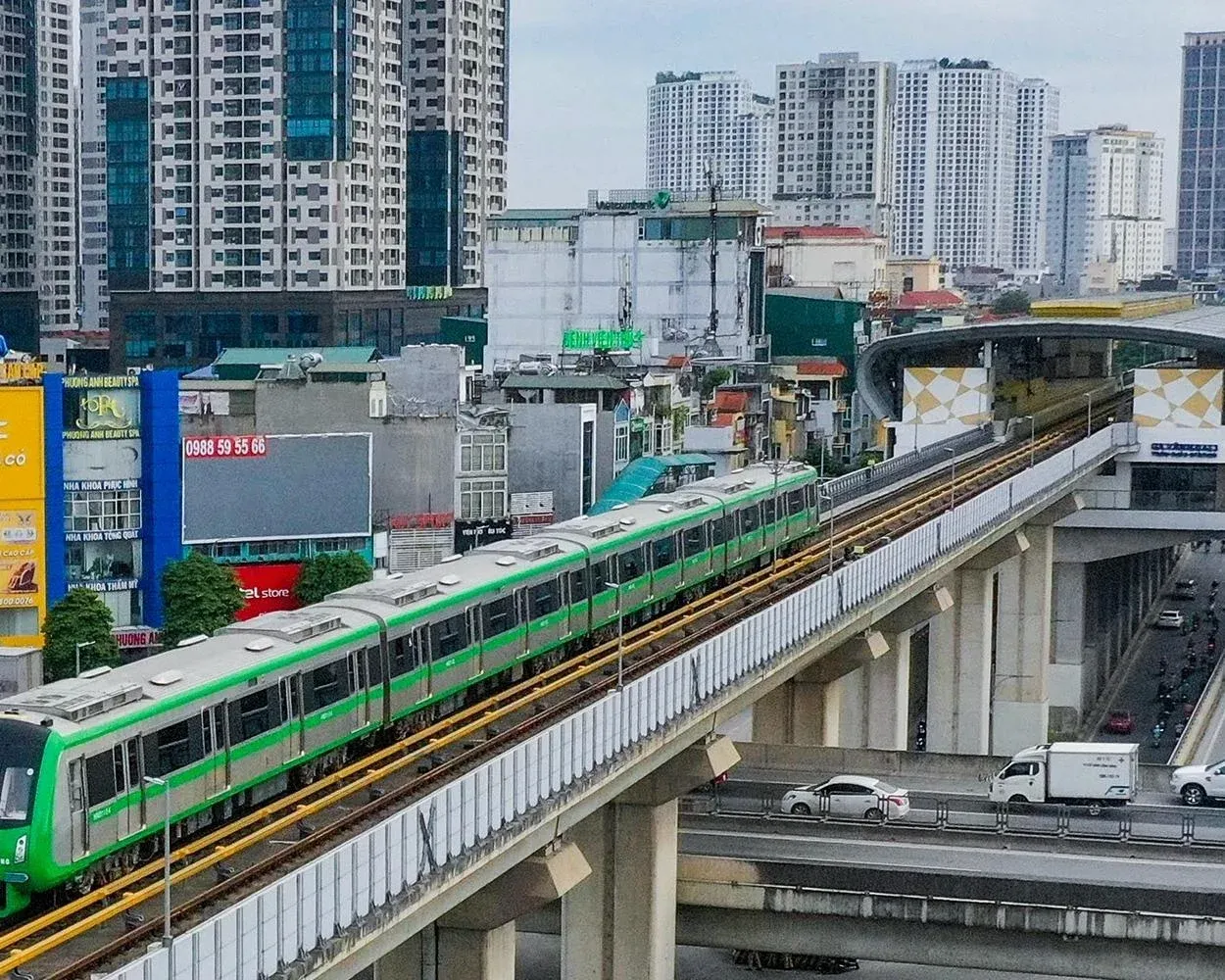 Metro Hà Nội khởi công, kỳ vọng mới vào Vingroup