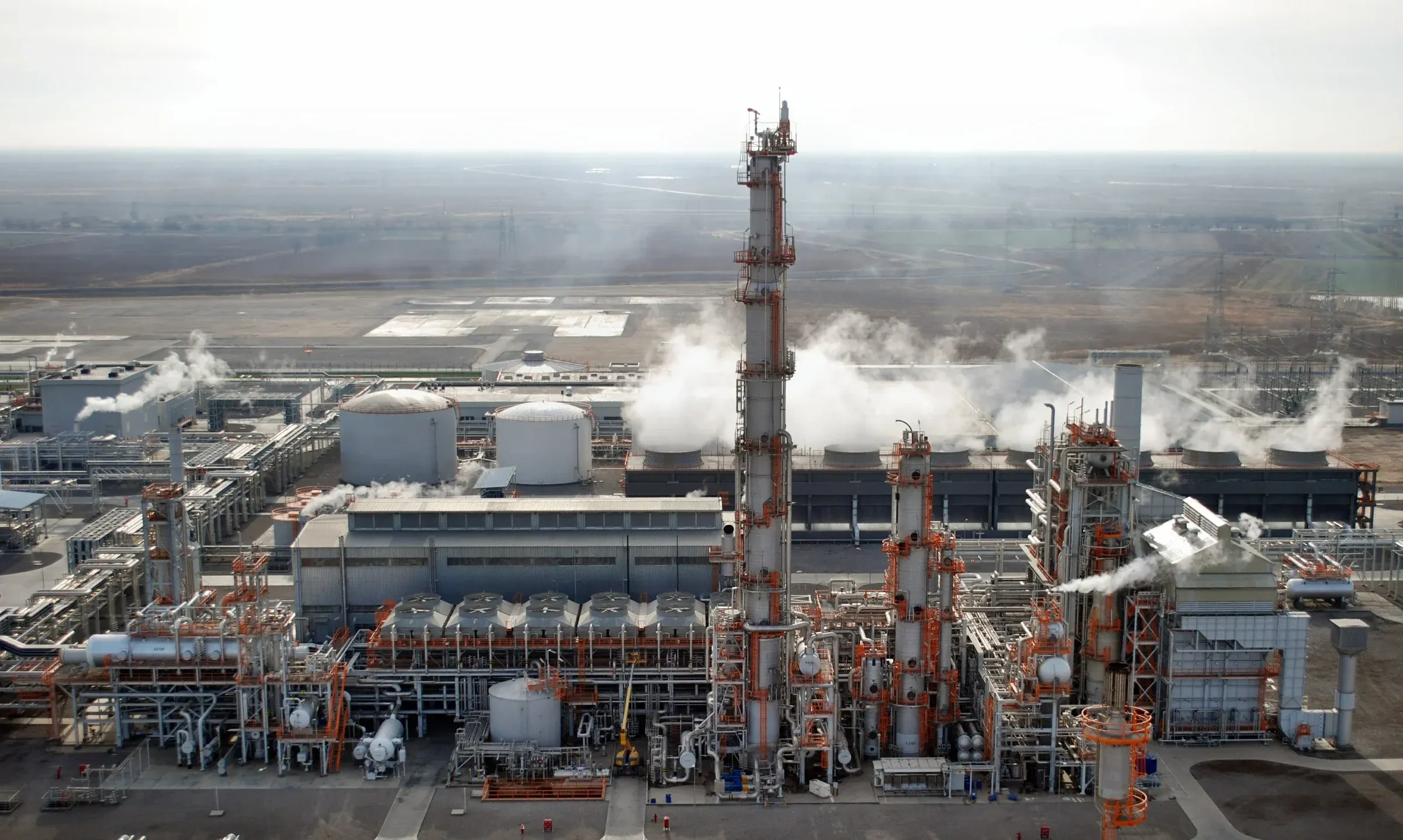 DPM và DCM giảm sàn giữa sóng Urea — Nhìn vào con số để tách nghịch lý khỏi cơ hội