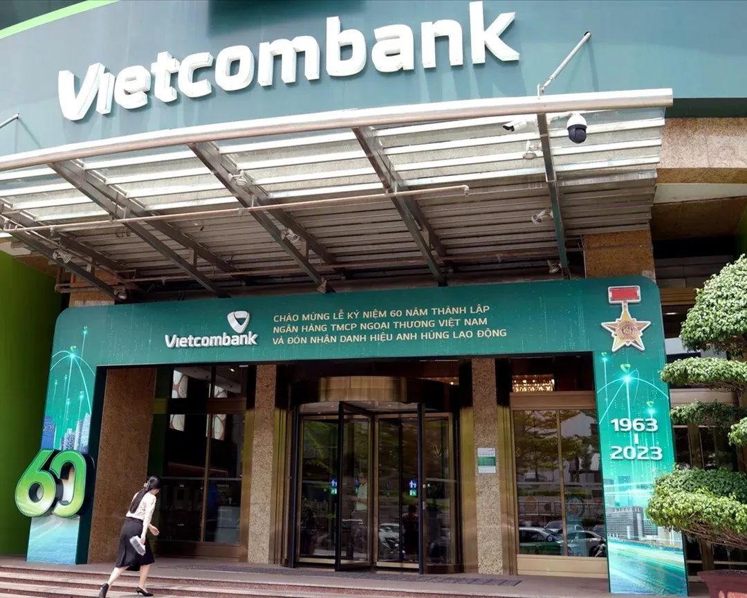 Tín dụng 15%, cổ phiếu ngân hàng vẫn phân hóa