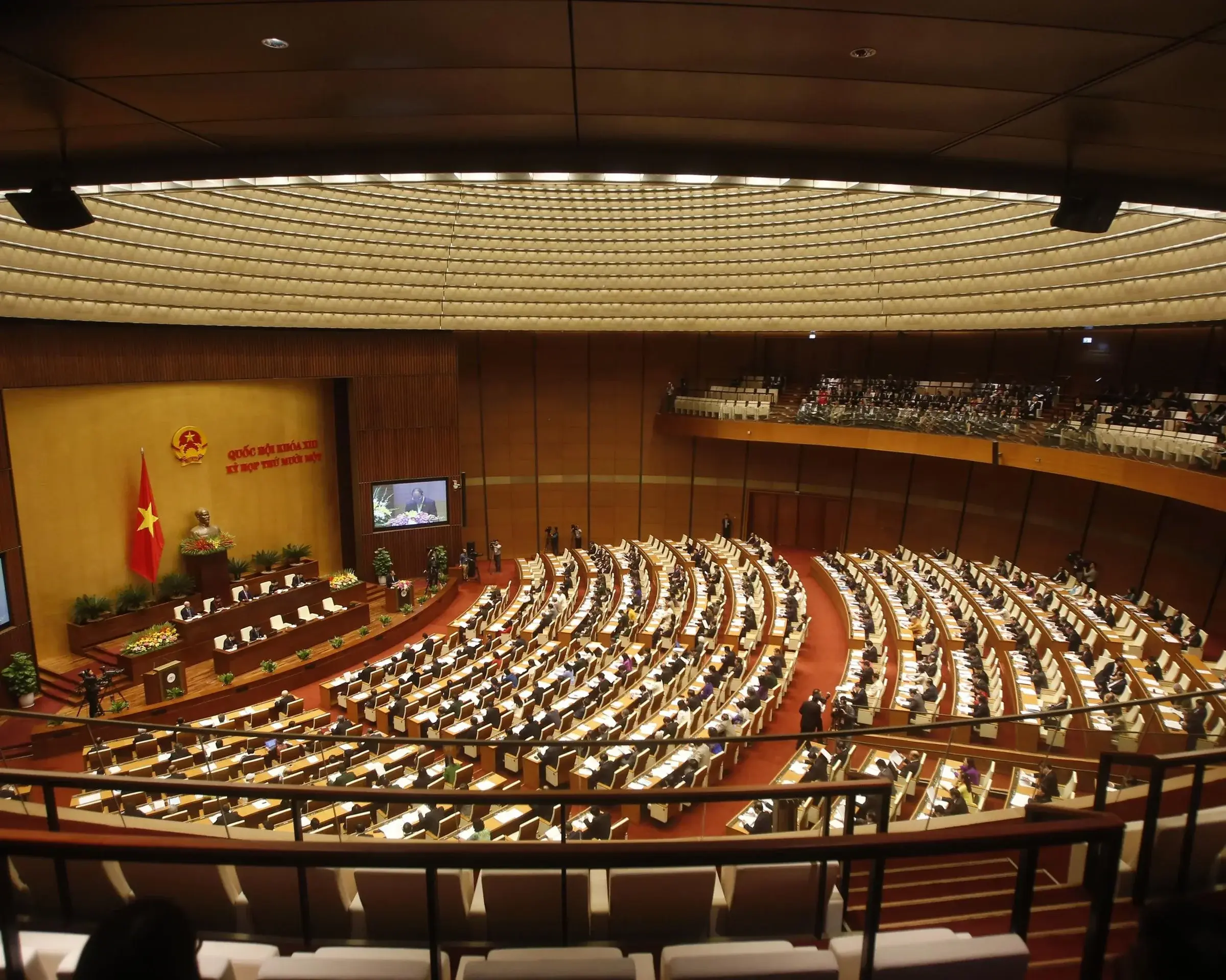 Miễn 3 sắc thuế xăng dầu: cái giá 7.300 tỷ/tháng