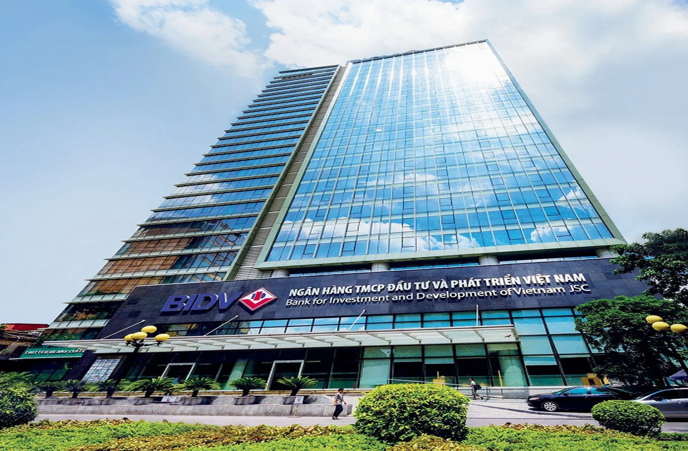 Trái phiếu BIDV 3.698 tỷ: Lãi 7,7%, thứ cấp, không BHTG