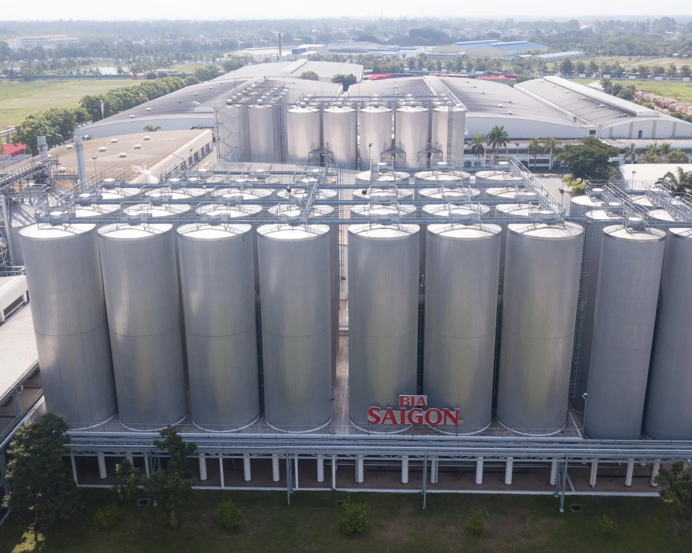 SAB Q1/2026: lợi nhuận +56%, đòn bẩy từ hai nguồn