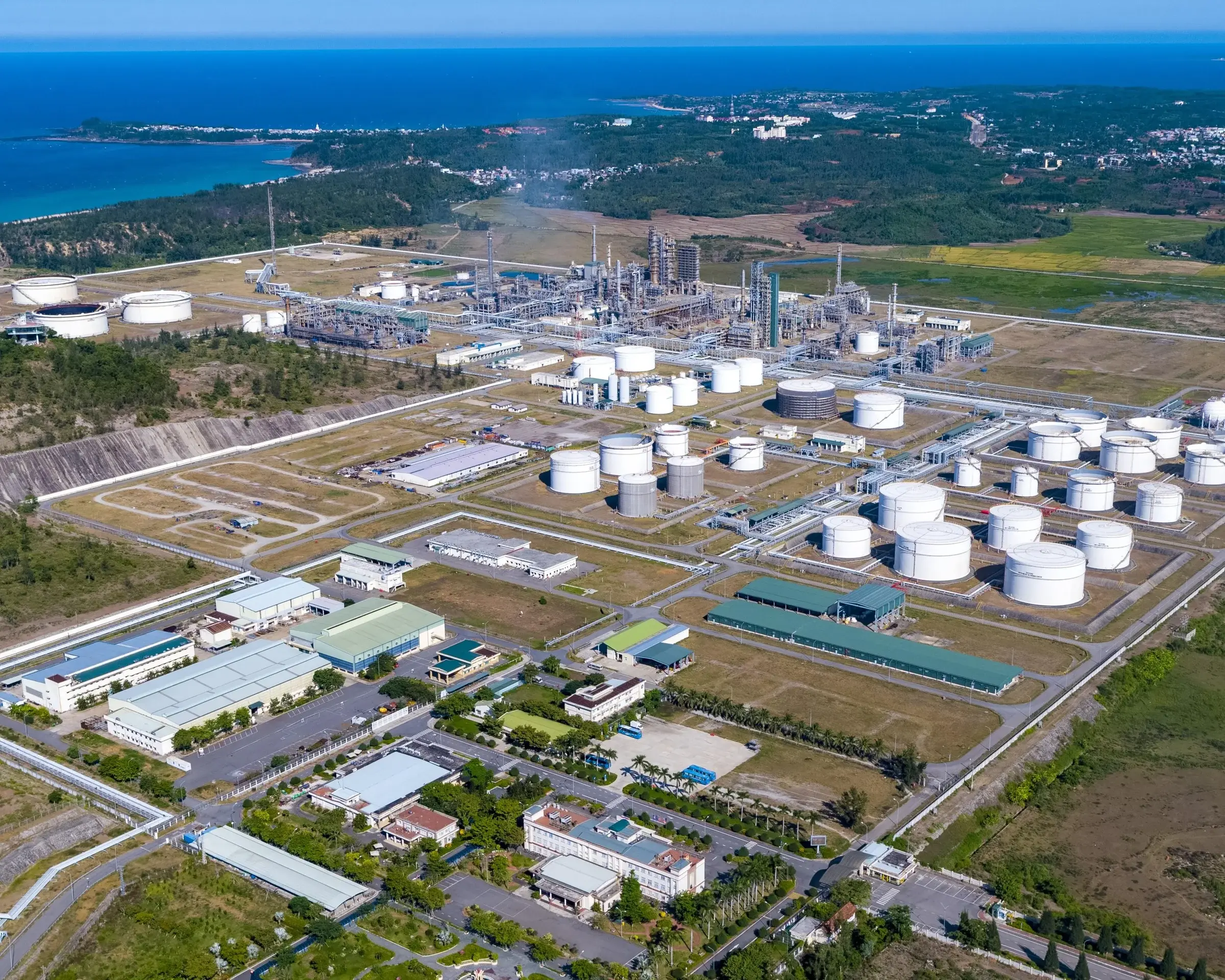 BCTC Q1/2026: 38% tổng, phân hóa sâu theo ngành