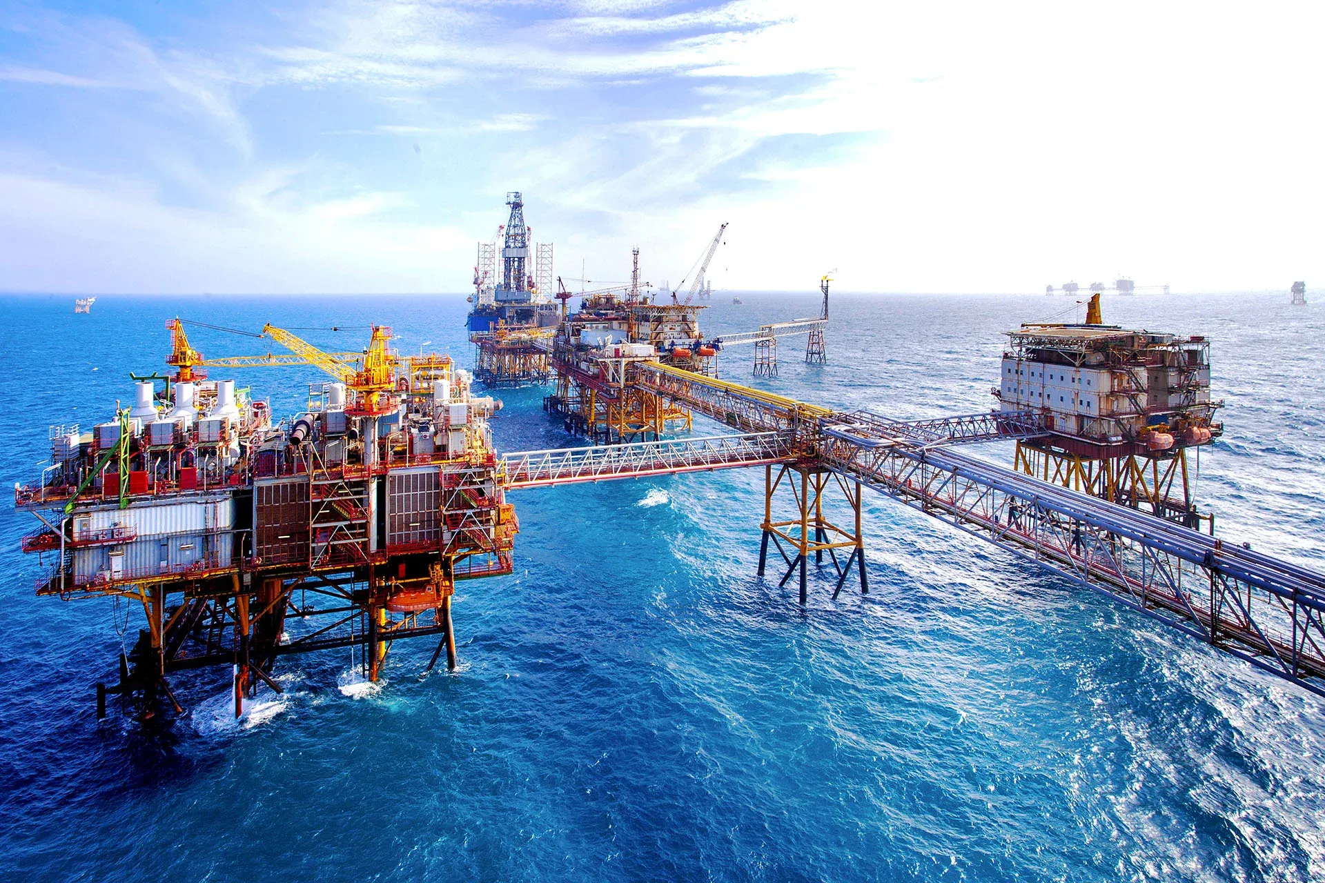 VN-Index ngược nhịp châu Á, tiền chưa lan đều
