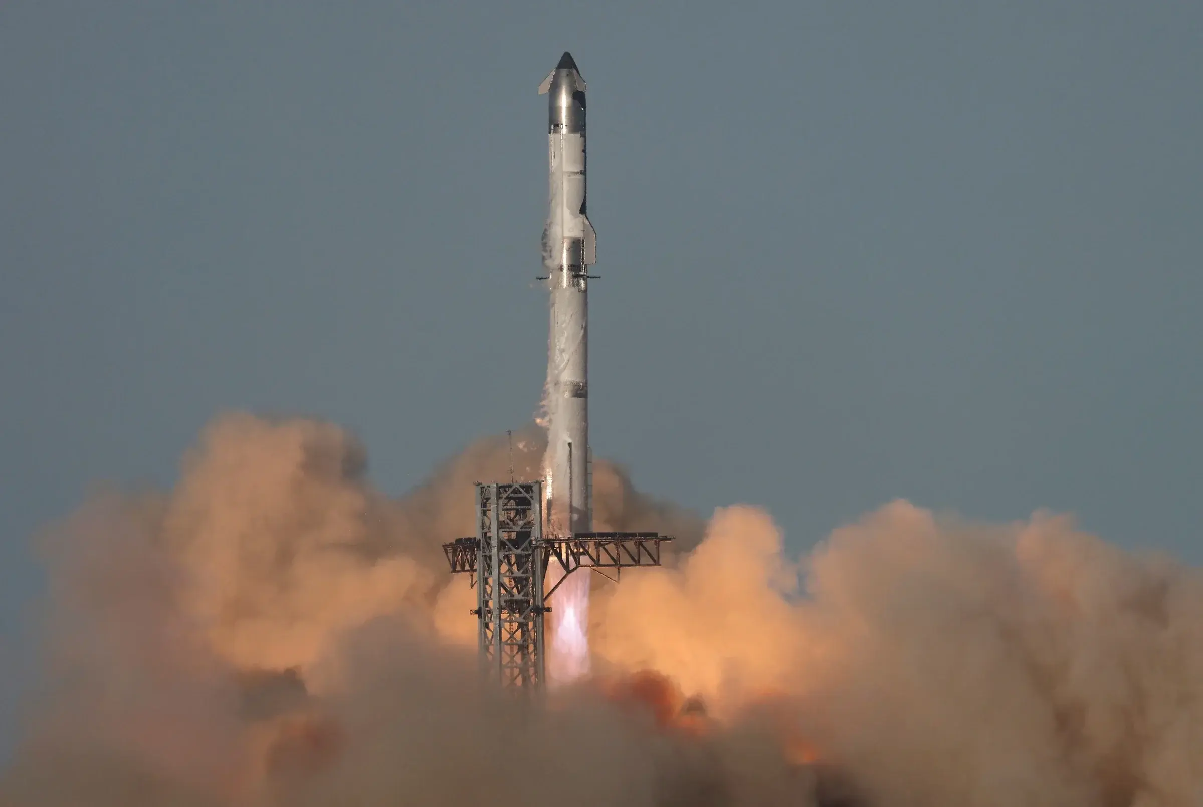 SpaceX 1,75 nghìn tỷ USD: Starlink là lõi định giá