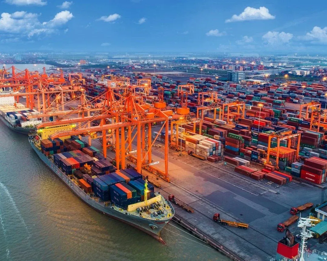 Doanh thu xuất khẩu chưa nói hết rủi ro