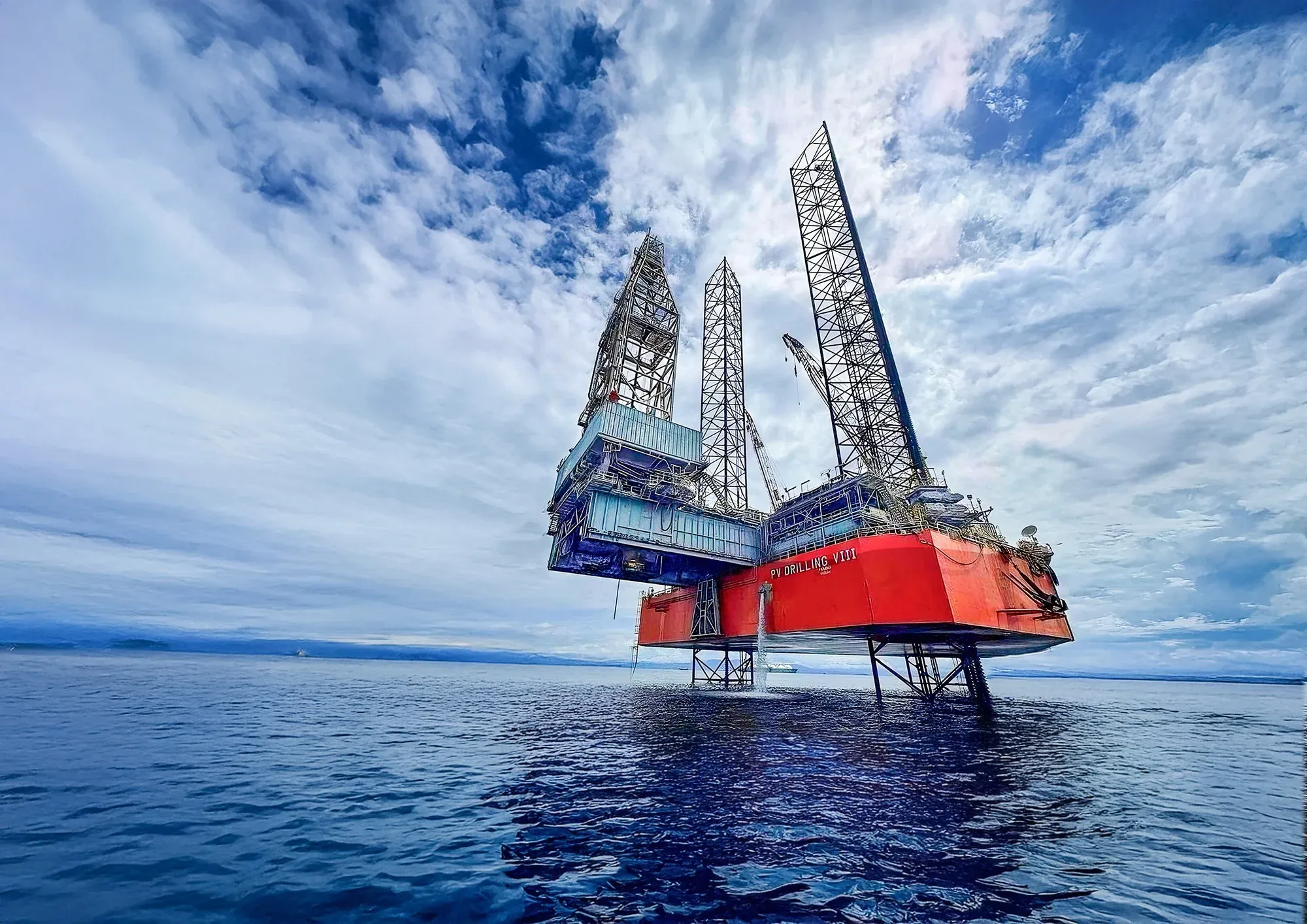 Dầu Brent đảo chiều sau đàm phán Mỹ-Iran, ba nhóm cổ phiếu hưởng lợi