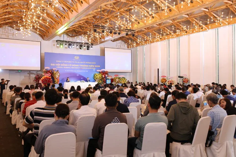 Toàn cảnh ĐHĐCĐ thường niên 2026 của HQC