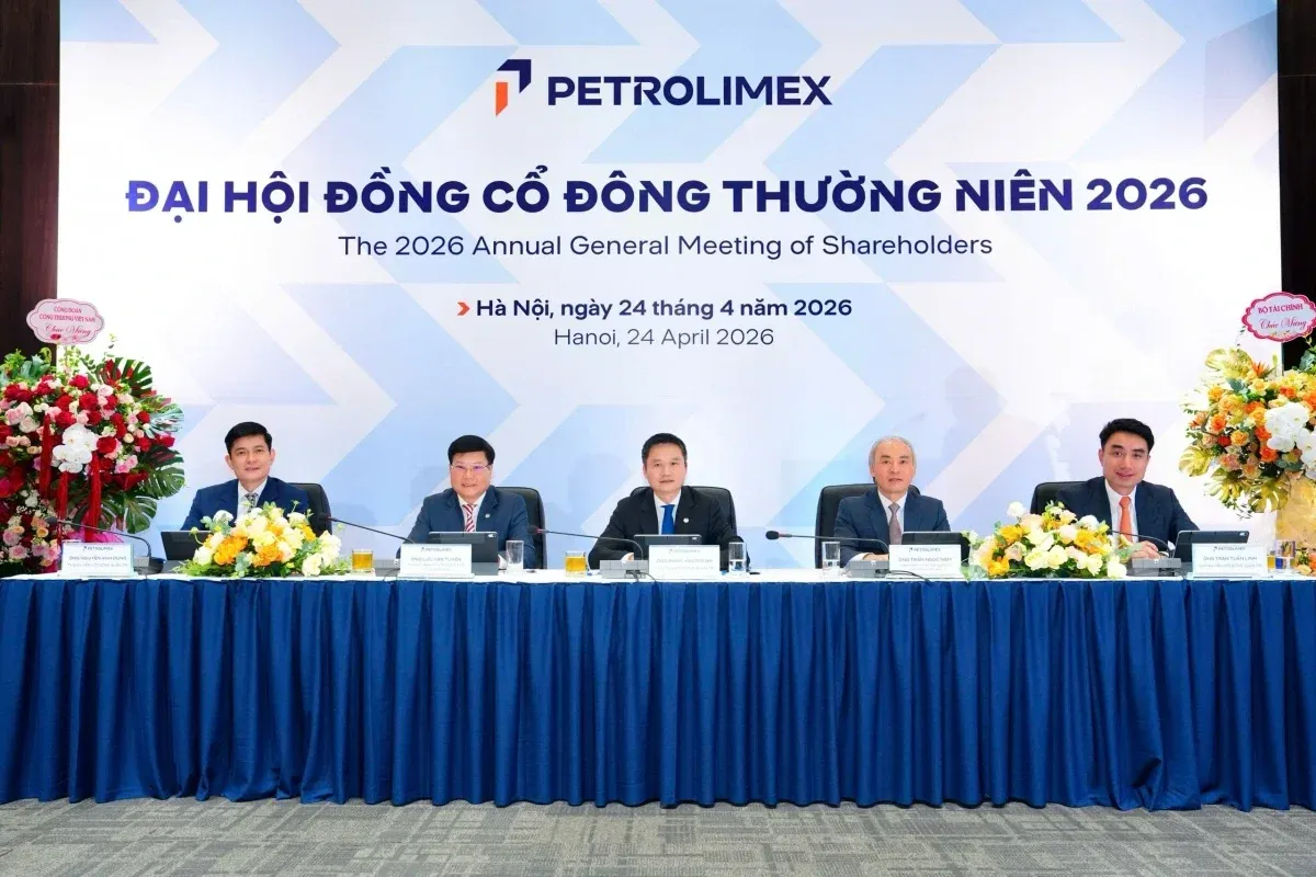 Toàn cảnh ĐHĐCĐ Petrolimex ngày 24/4/2026