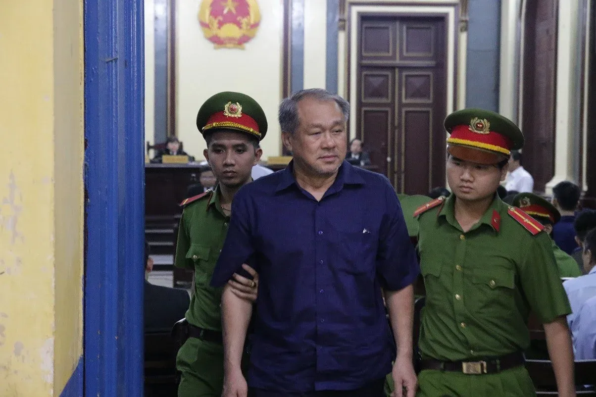 Trầm Bê tại phiên tòa xét xử