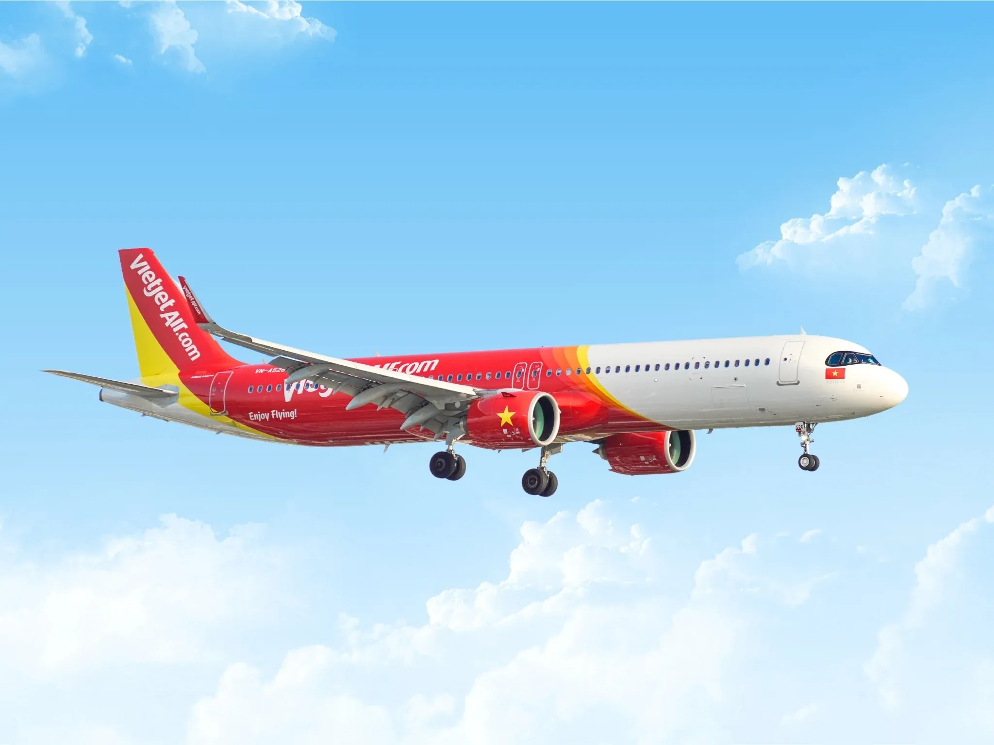 Máy bay Vietjet, đại diện nhóm hàng không VN hưởng lợi trực tiếp từ Brent giảm